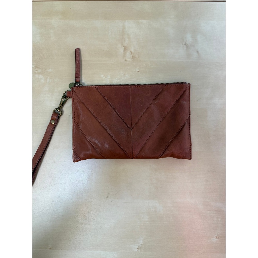 Lucky Brand Cognac Brown Leather Chevron Stitch Wristlet Clutch Bag - Picture 10 of 10